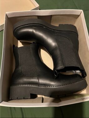 A new day Demi woman’s boots